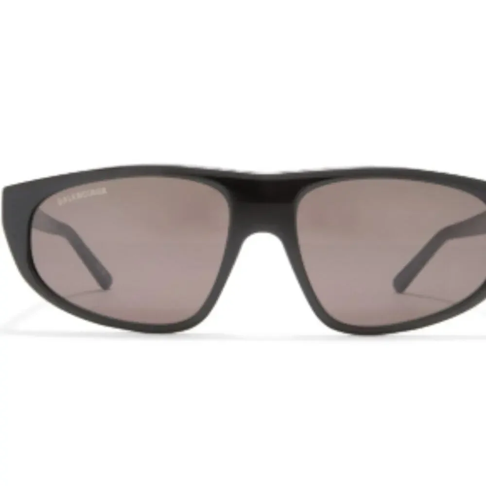 Balenciaga achieve bold